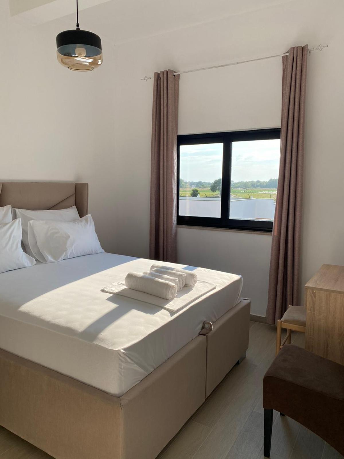 Imperial Family Resort Улцинь Экстерьер фото